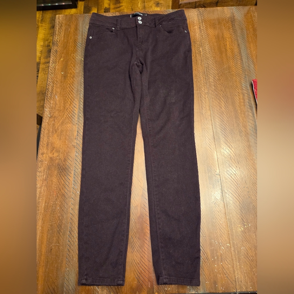 🎈2/$15 Plum Jegging Pants 10